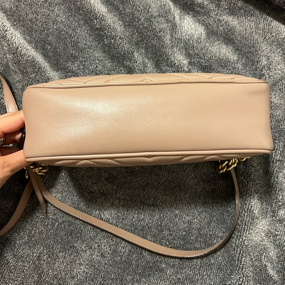 AUTHENTIC GG Marmont small matelassé
shoulder bag - dusty pink - Picture 3 of 8